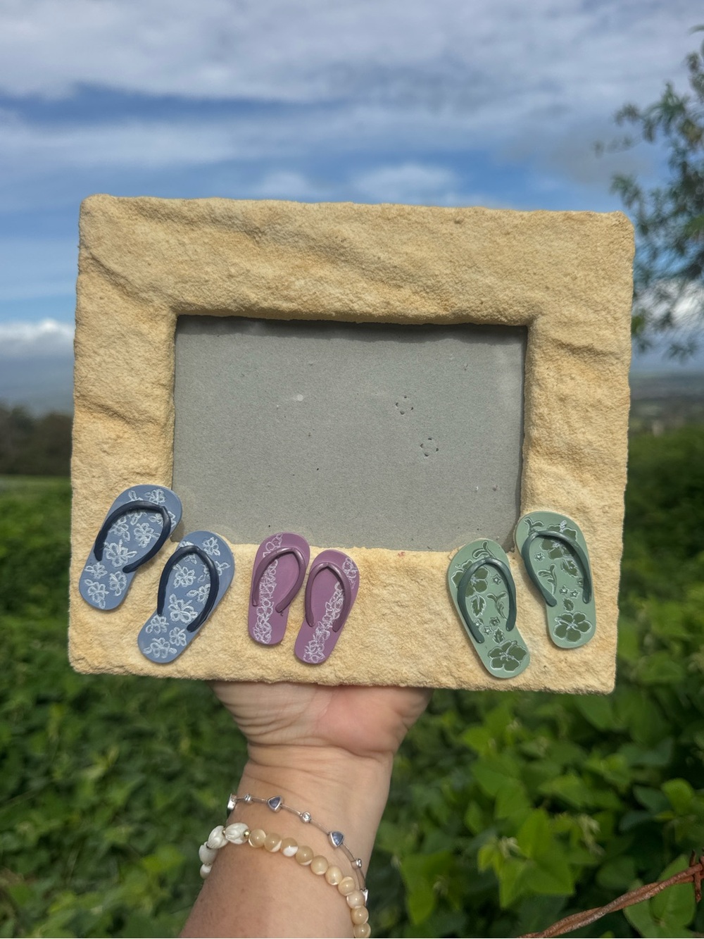 90s Island Heritage Hawaii Beach SLIPPERS in the sand Hand Painted Frame